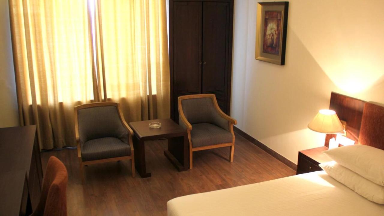 Hotel 17 Miles Jammu Exterior foto